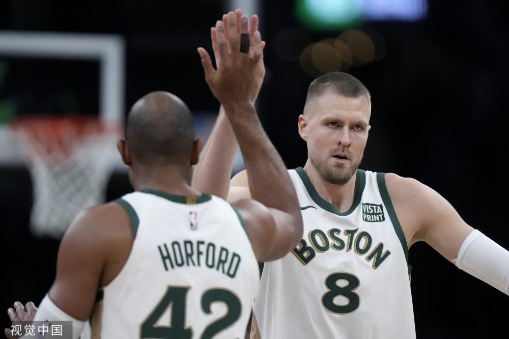 他们显得有 他们显得有