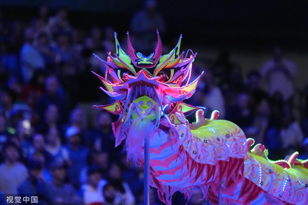 分别效力于 分别效力于