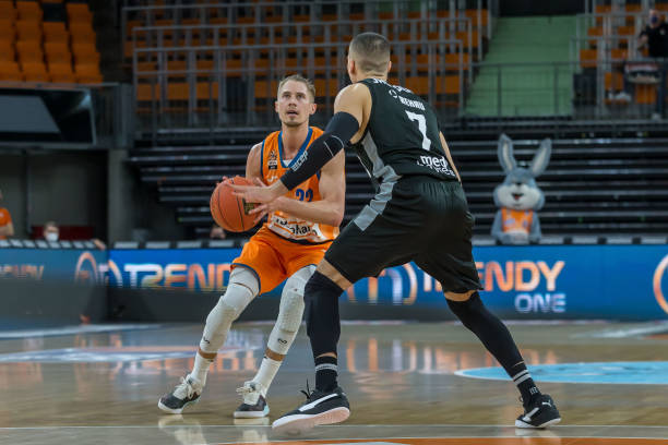 他的球队凭 他的球队凭