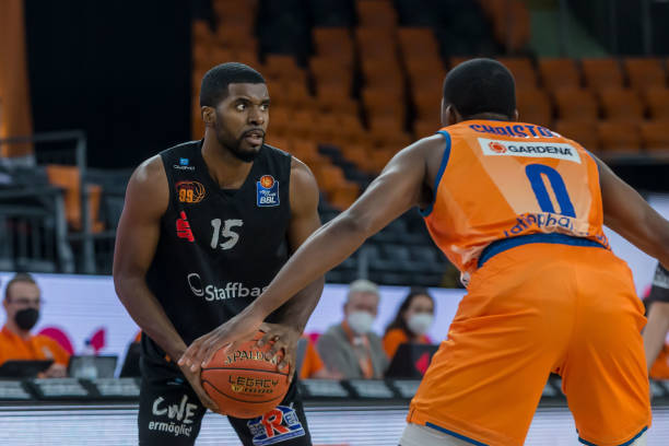 场号召力相 场号召力相